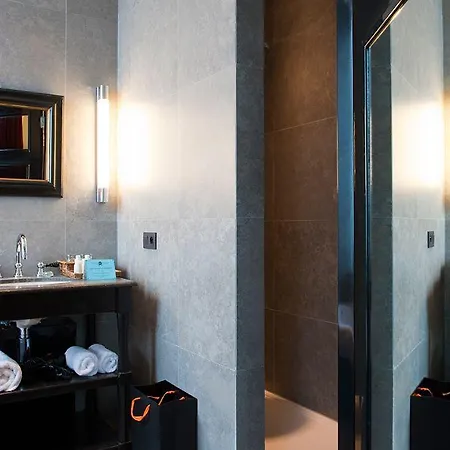 Les Nuits Hotel Amberes