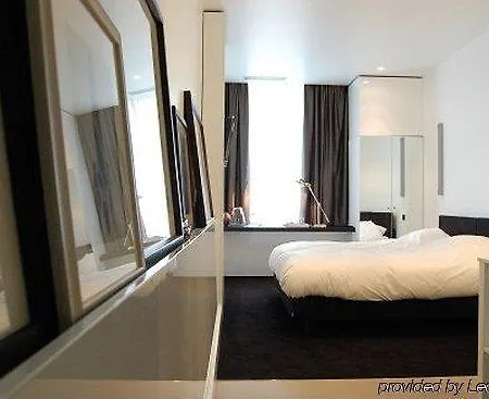 Les Nuits 4* Anversa